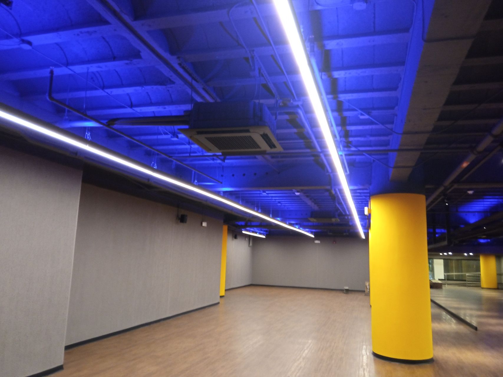 LED suspended linear light office lighting solution LL0155S-2400